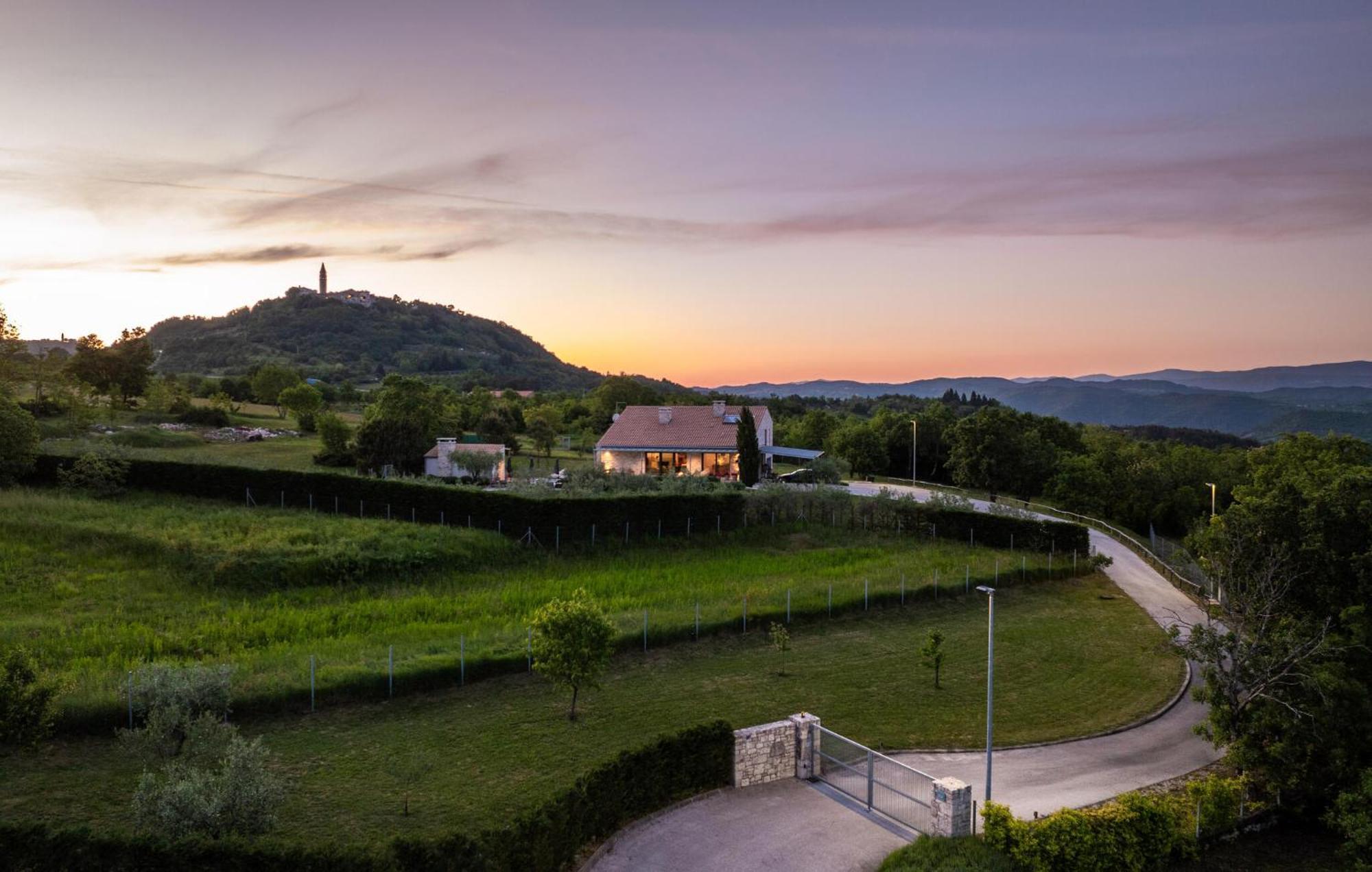 Villa Poimon Pićan Eksteriør bilde